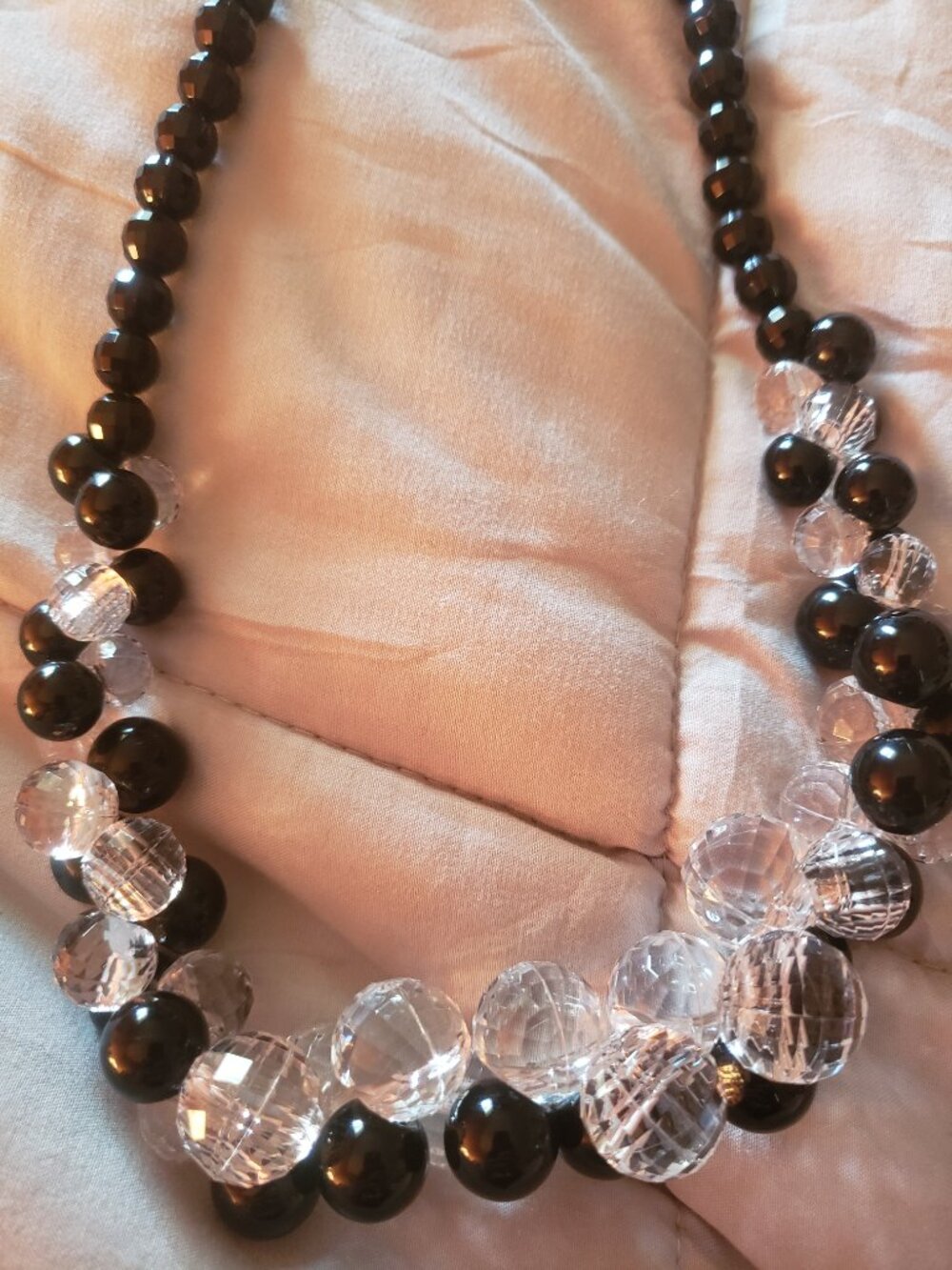 Retro Style Cluster Bib Bauble Necklace.